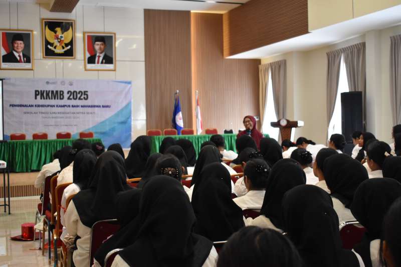 Hari Pertama Kegiatan PKKMB STIKes Mitra Sejati