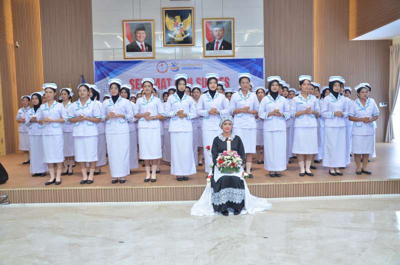 Capping Day Program Studi Kebidanan Program Diploma Tiga dan Pinning Day Program Studi Informatika Medis Tahun Akademik 2025/2026
